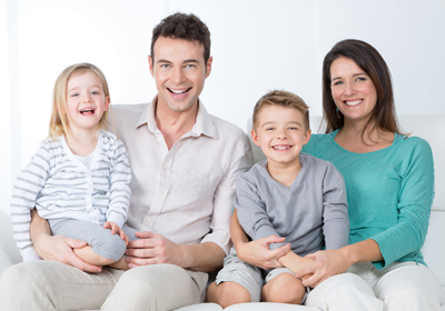 34d486_8e195379e5524e058fa73d62ca5b963a_mv2 | Healthy Smile Centre Rosebery Happy Family 2